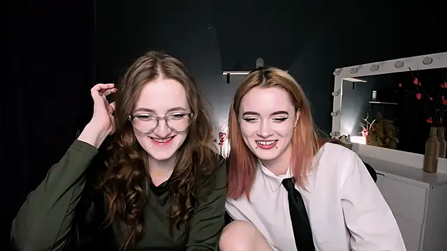 liana kisses online show from March 2025 08:15:02 PM