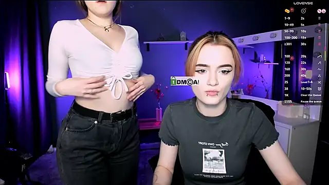 liana kisses online show from March 2025 07:59:01 PM