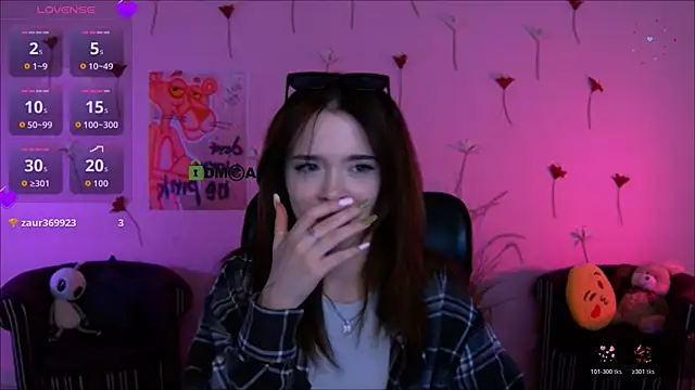 liana kisses online show from April 2026 08:03:02 PM