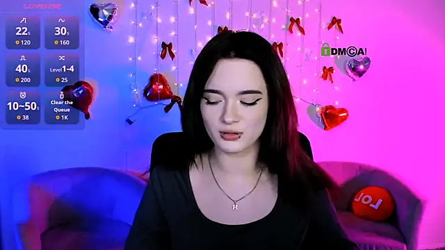 liana kisses online show from March 2026 07:53:01 PM