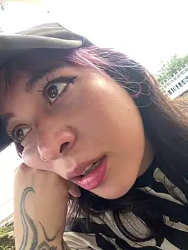 Snapshot of FernandaOrtegaaa chatting on May 2026 04:35:01 PM FernandaOrtegaaa online show from May 2026 04:35:01 PM