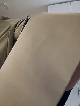 Snapshot of WildOrchid chatting on December 2024 08:14:01 PM WildOrchid online show from December 2024 08:14:01 PM