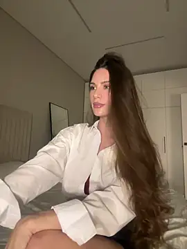 WildOrchid online show from November 2025 10:24:01 PM