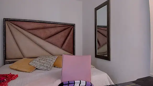 BarbaraKnox  online show from October 2025 09:48:01 PM