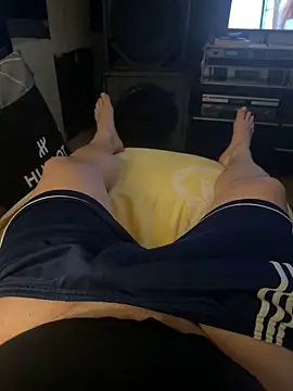 Snapshot of MatthewEmme chatting on October 2025 10:30:02 PM MatthewEmme online show from October 2025 10:30:02 PM