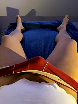 Snapshot of MatthewEmme chatting on December 2024 09:34:02 PM MatthewEmme online show from December 2024 09:34:02 PM