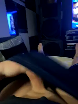 Snapshot of MatthewEmme chatting on October 2025 09:16:02 PM MatthewEmme online show from October 2025 09:16:02 PM