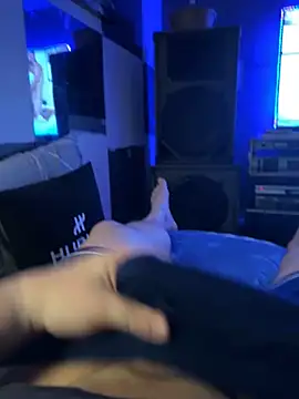 Snapshot of MatthewEmme chatting on November 2025 11:48:02 PM MatthewEmme online show from November 2025 11:48:02 PM