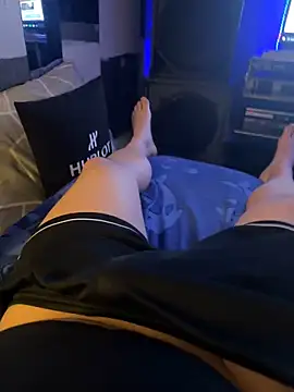 Snapshot of MatthewEmme chatting on December 2025 11:50:02 PM MatthewEmme online show from December 2025 11:50:02 PM