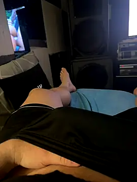 Snapshot of MatthewEmme chatting on November 2025 12:15:02 AM MatthewEmme online show from November 2025 12:15:02 AM