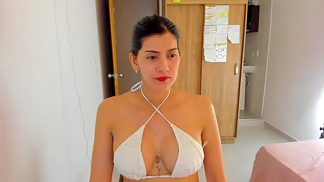 Snapshot of misstoya chatting on February 2025 12:53:02 AM misstoya online show from February 2025 12:53:02 AM