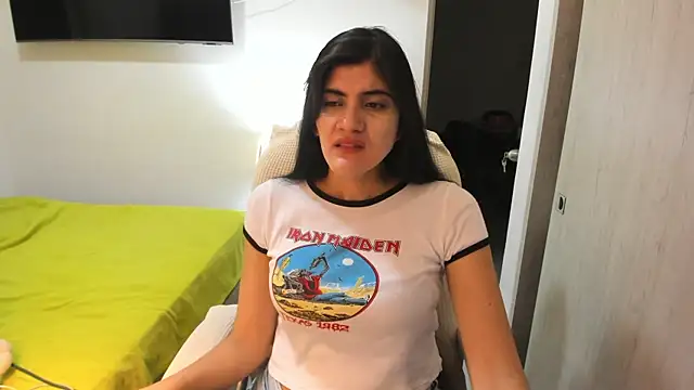 misstoya online show from November 2025 01:34:01 AM