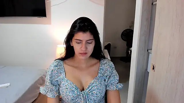 Snapshot of misstoya chatting on September 2025 04:40:01 PM misstoya online show from September 2025 04:40:01 PM