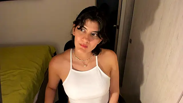 misstoya online show from May 2026 07:17:02 PM