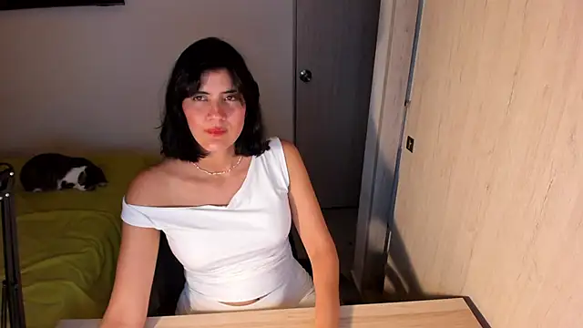 misstoya online show from May 2026 05:01:02 AM
