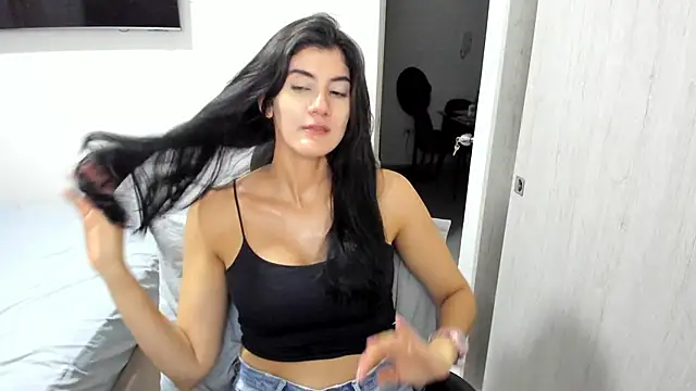 misstoya online show from November 2025 02:11:02 AM