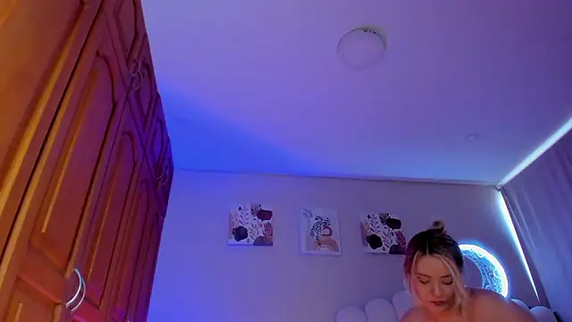 martinaaricci online show from January 2026 02:09:02 PM