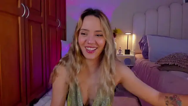 martinaaricci online show from March 2026 01:50:01 PM