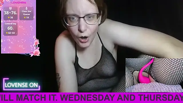 Snapshot of PernillaGirl chatting on September 2025 06:58:02 PM PernillaGirl online show from September 2025 06:58:02 PM