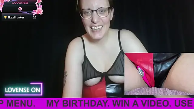 Snapshot of PernillaGirl chatting on September 2025 06:29:01 PM PernillaGirl online show from September 2025 06:29:01 PM