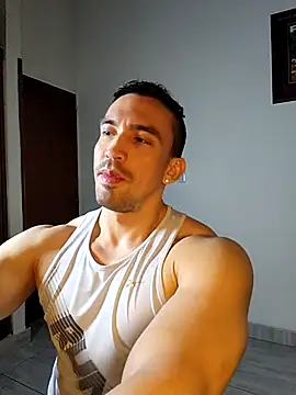 jhay-crux online show from December 2025 10:31:01 PM