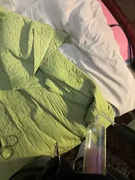 Snapshot of Ariel_Ari chatting on December 2024 11:40:01 AM Ariel Ari online show from December 2024 11:40:01 AM