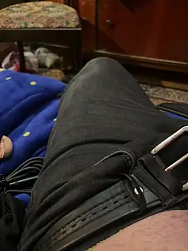 Snapshot of Ariel_Ari chatting on January 2025 07:15:01 PM Ariel Ari online show from January 2025 07:15:01 PM