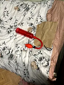 Snapshot of Ariel_Ari chatting on September 2025 11:27:02 PM Ariel Ari online show from September 2025 11:27:02 PM