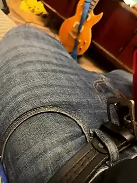 Ariel Ari online show from January 2026 07:51:02 PM