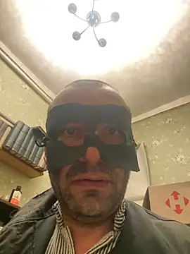 Snapshot of Ariel_Ari chatting on October 2025 11:16:01 PM Ariel Ari online show from October 2025 11:16:01 PM