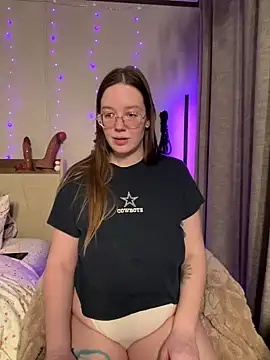 Snapshot of Sweetdee222x chatting on December 2024 07:58:01 AM Sweetdee222x online show from December 2024 07:58:01 AM