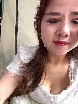 Efangfang online show from February 2025 03:12:02 AM