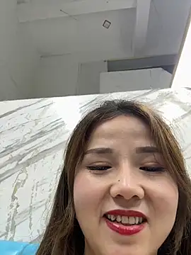 Efangfang online show from March 2025 11:52:02 AM