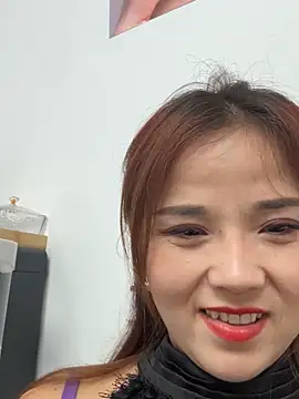 Efangfang online show from September 2025 06:58:02 AM