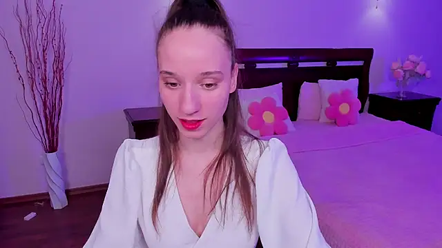 StaceySunny online show from March 2026 06:14:01 PM