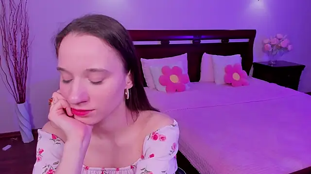 StaceySunny online show from March 2026 05:27:01 PM