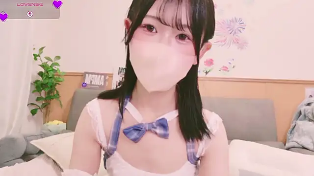 Snapshot of Conatsu chatting on September 2025 09:20:02 PM Conatsu online show from September 2025 09:20:02 PM