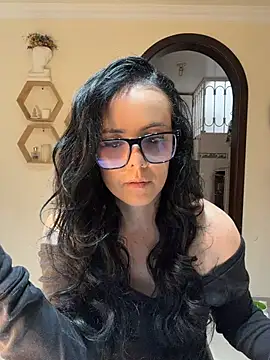AndreaValencia online show from July 2026 08:15:01 PM