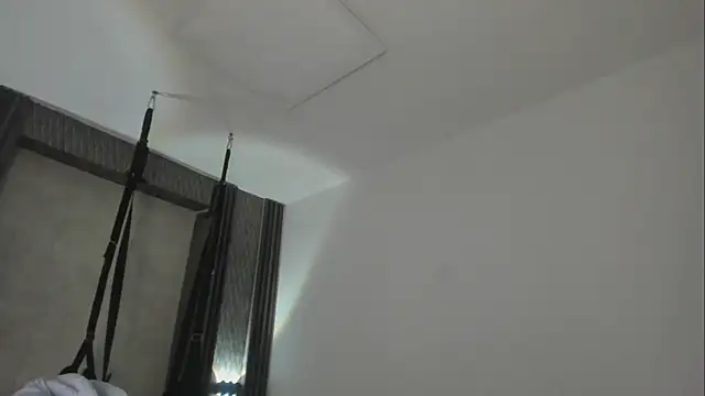 selene red  online show from January 2026 03:48:02 PM