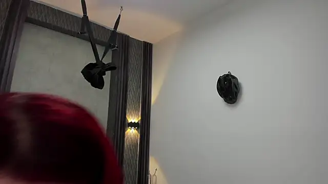 selene red  online show from February 2026 01:25:01 AM