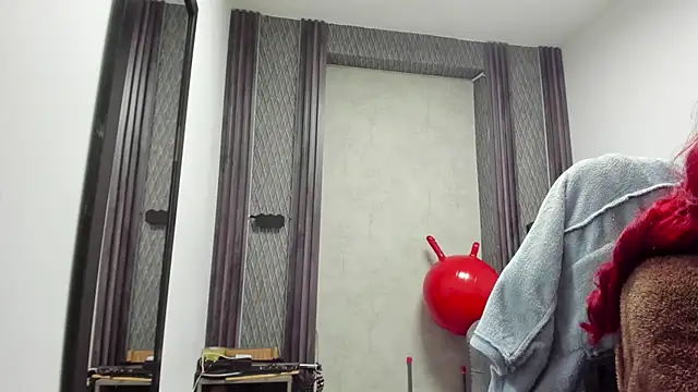 selene red  online show from March 2026 01:20:02 AM