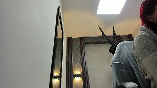 selene red  online show from February 2026 12:22:01 AM