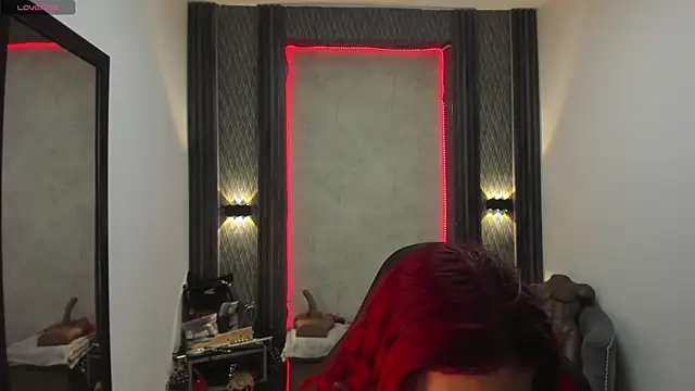 selene red  online show from February 2025 12:49:02 PM