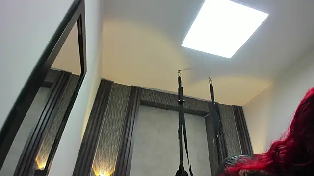 selene red  online show from May 2026 03:52:01 AM