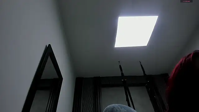 selene red  online show from October 2025 01:34:02 PM