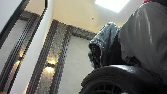 selene red  online show from April 2026 01:53:02 AM