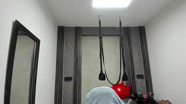 selene red  online show from May 2026 01:32:01 AM