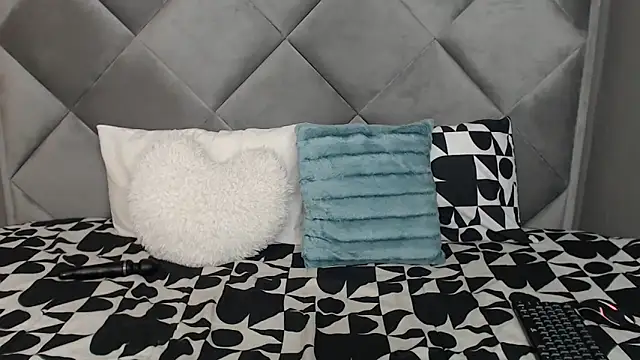 LOYAL SASHA online show from March 2025 05:55:02 PM