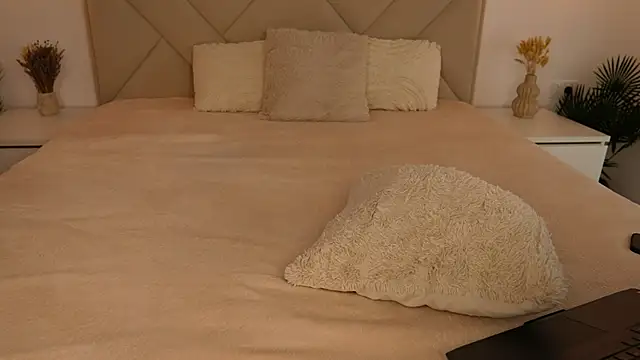 Snapshot of funny_to_see_you_here chatting on September 2025 11:58:02 AM funny to see you here online show from September 2025 11:58:02 AM