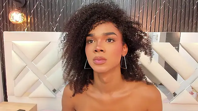 Snapshot of NaomiSteward chatting on January 2025 05:51:01 PM NaomiSteward online show from January 2025 05:51:01 PM